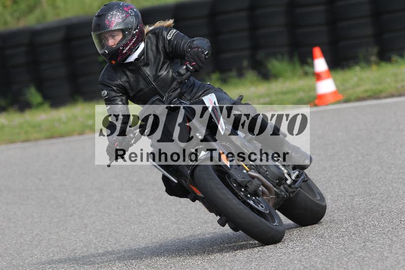 Archiv-2025/10 23.04.2025 Cornu Master School ADR/gruen-vert/67